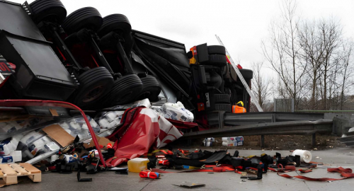 Tragedia sulle strade valdostane: la folle corsa culmina in un salto nel vuoto